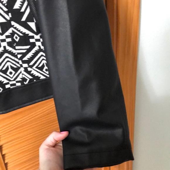 Black and White Aztec Jacket with Leather Sleeves - Picture 2 of 4